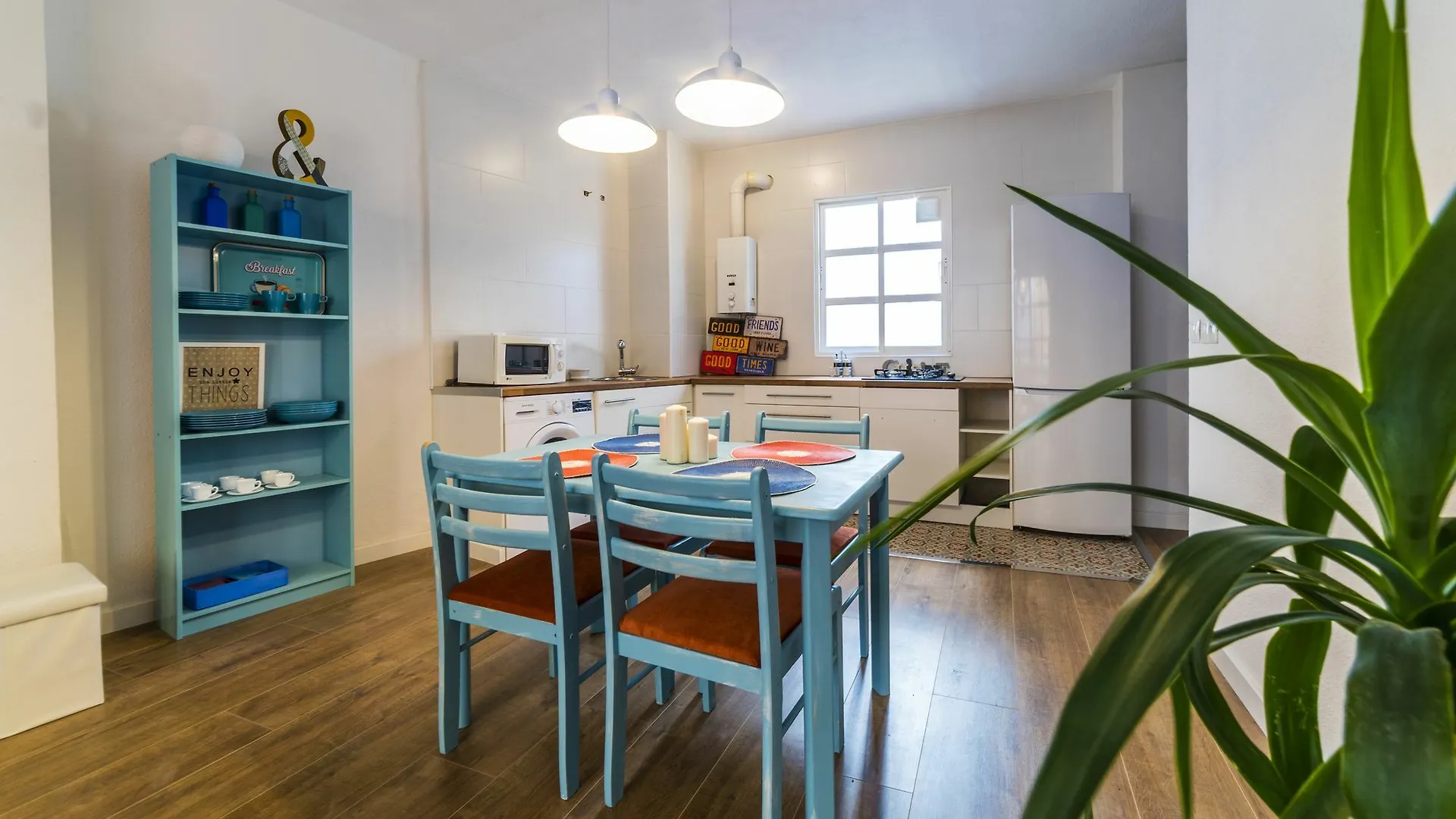 Charming 3 Bedrooms Historical Center Málaga Lejlighed
