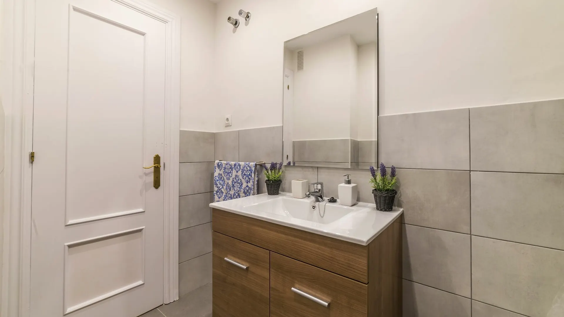 Lejlighed Charming 3 Bedrooms Historical Center Málaga Spanien